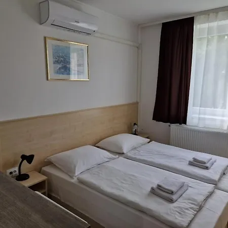 Apart Otel Lencses Apartmanhaz Sopron