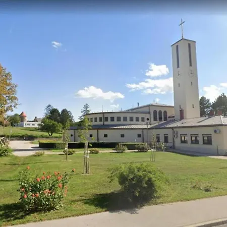 Lencses Apartmanhaz Apart Otel