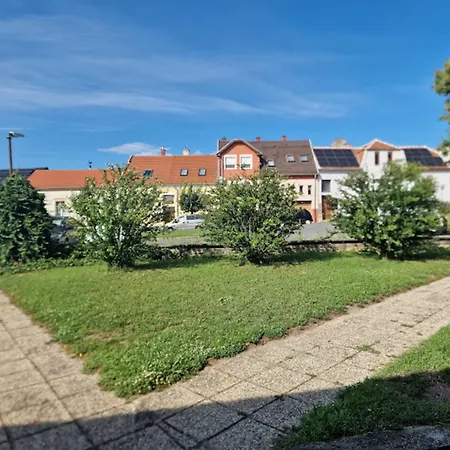 Lencses Apartmanhaz Apart Otel 3*