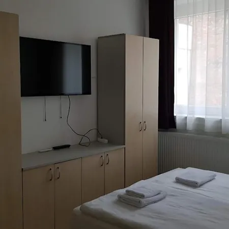 Apart Otel Lencses Apartmanhaz 3*