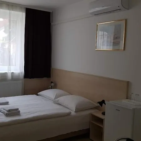 Lencses Apartmanhaz Apart Otel 3*