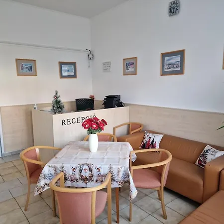 Lencses Apartmanhaz Sopron