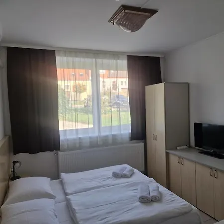 Lencses Apartmanhaz 3*