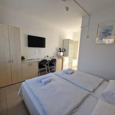 Lencses Apartmanhaz 3*
