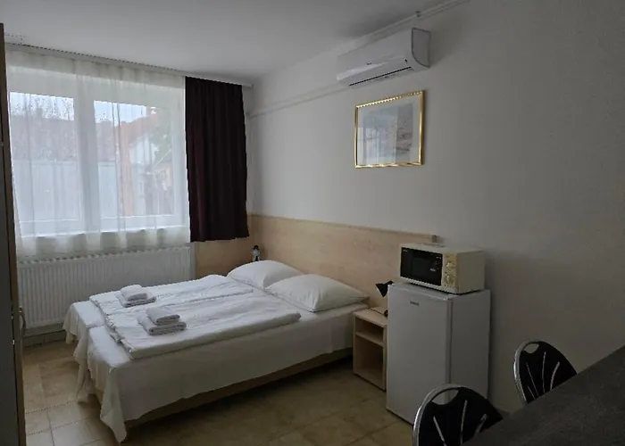Lencses Apartmanhaz شقة فندقية 3*