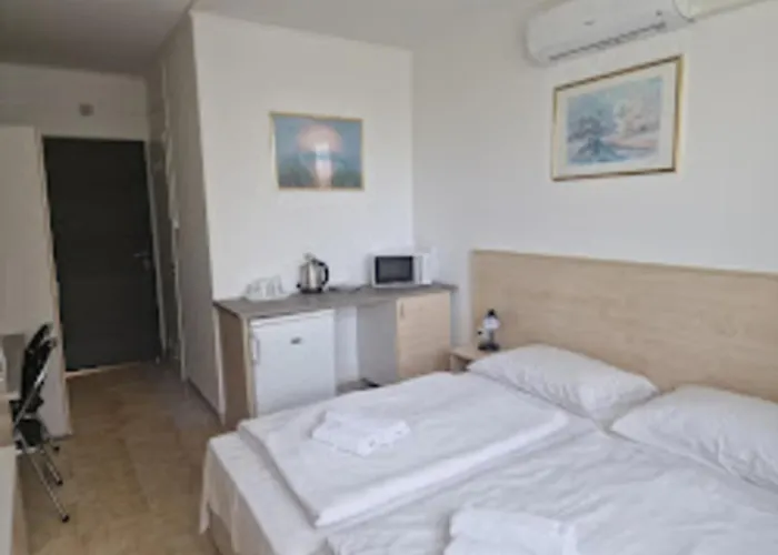 Lencses Apartmanhaz 公寓式酒店