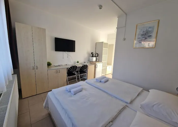 Lencses Apartmanhaz 3*